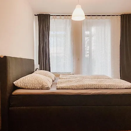 Gemuetliche Mit Balkon Leipzig