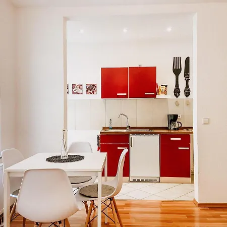 Gemuetliche Mit Balkon