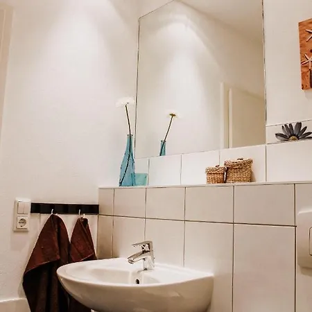 Gemuetliche Mit Balkon * Leipzig